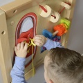 MASTERKIDZ Tablica Edukacyjna - Zręczność Manualna Sznurowanie