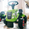 FALK BABY JEŹDZIK TRAKTOREK CLAAS ZIELONY Z PRZYCZEPKĄ OD 12 M-CY 212C