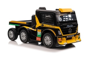 SAMOCHÓD CIĘŻAROWY NA AKUMULATOR MERCEDES Z NACZEPĄ XMX622B ŻÓŁTY LCD