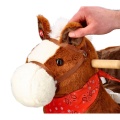 ADAM TOYS BRĄZOWY KONIK NA BIEGUNACH Z FOTELIKIEM OD 10 M-CY