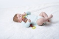 TINY LOVE TINY SMARTS ZAWIESZKA DZWONECZEK MIŚ ISAAC TL111420